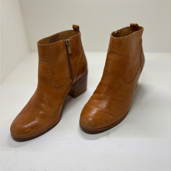 Merrell Shoes - Women's Tan Leather Zirea Ankle Boots size 7.5